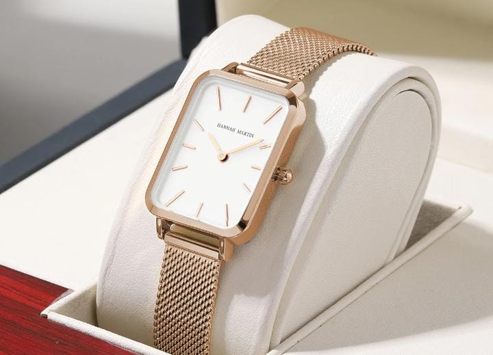 Hannah Martin HM-1241 Rectangular Watch – 34 mm Ultra-Slim Rose-Gold Alloy Case, Mesh Bracelet, Japanese Quartz Movement, 3 ATM Water-Resistant Fashion Timepiece