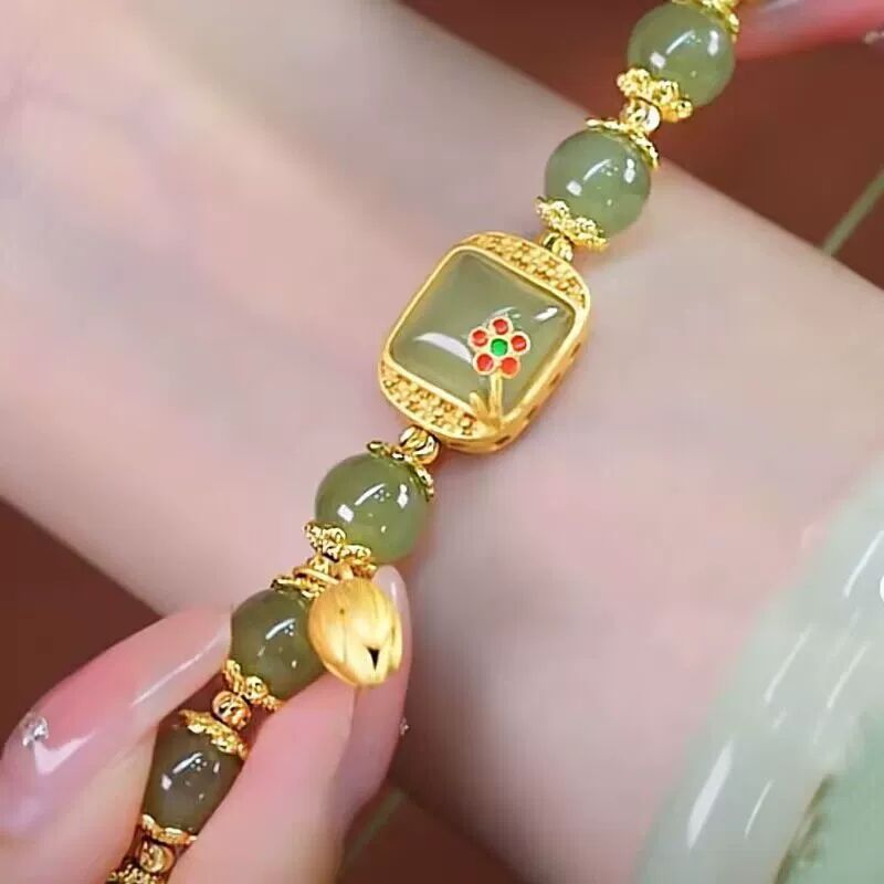 Women's beaded bracelet light luxury niche design new Chinese style sugar cube lotus bracelet transfer beads Valentine's Day birthday gift exquisite hand jewelry