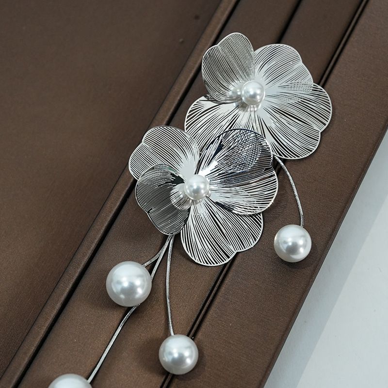 Silver Needle Fashion Earrings Long Fringe Pearl Hollow Big Flower Long Dangle Exaggerated Bohemian Earrings Women