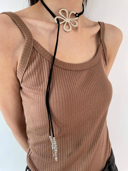 Flower necklace Bohemian necklace Long rope design Personality and fashion Multiple wearing styles Women's Necklaces