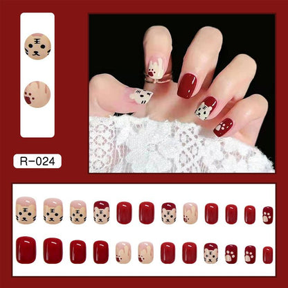 24Pcs Nail Stickers Detachable Sweetheart Wearable False Nail Tips Love Detachable False Nail Clips Nail Enhancers Nail Stickers Makeup Accessories