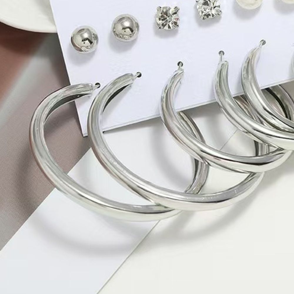 Pearl earrings Stud Metal gold earrings geometric fashion jewelry trendy personality light luxury high sense Oval earrings with diamond female 6 sets