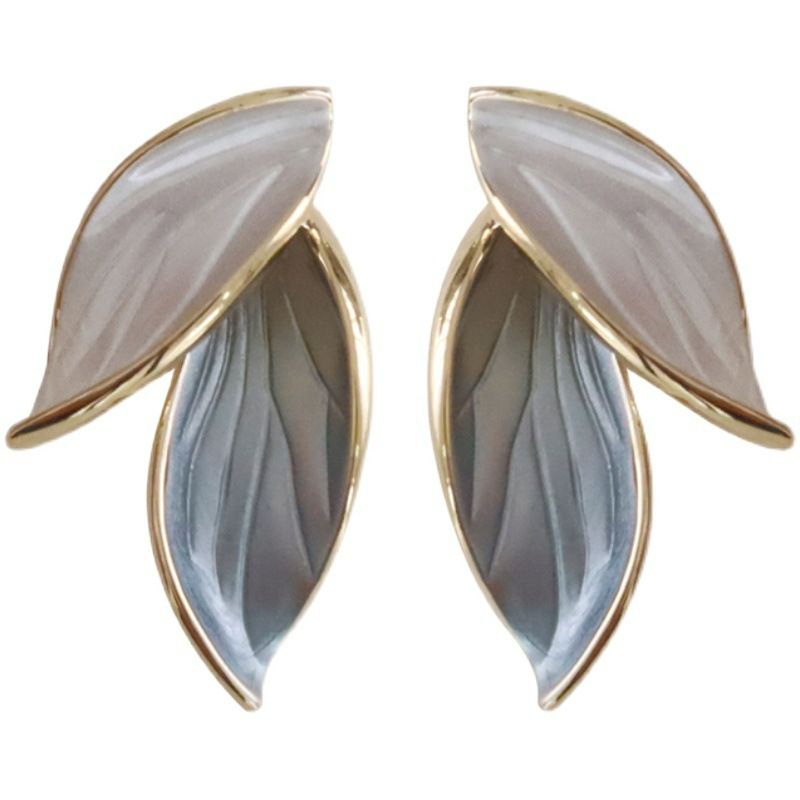 New Korean Arrival Metal Trendy Fresh Lovely Sweet Grey Leaf Stud Earrings for Women 2024 Fashion Jewelry Gifts