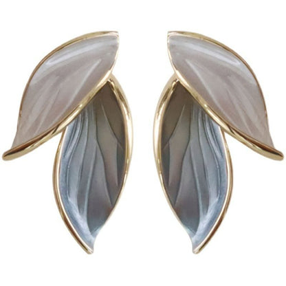 New Korean Arrival Metal Trendy Fresh Lovely Sweet Grey Leaf Stud Earrings for Women 2024 Fashion Jewelry Gifts