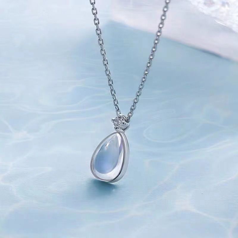 Moonstone Water Drop Necklace Female Ins Clavicle Chain Niche Design Temperament Light Luxury Pendant Beautiful Ladies Jewelry