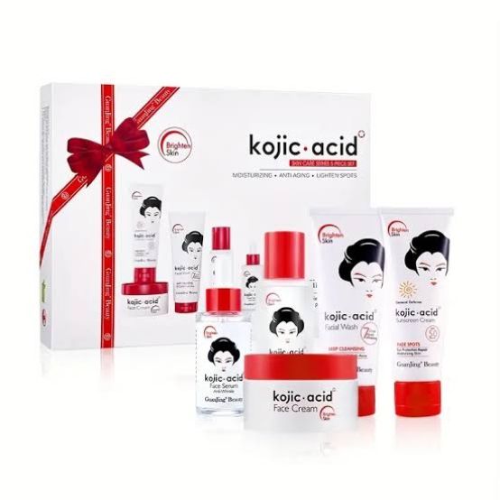 GuanJing Beauty Kojic Acid Skin Care Series 5 Piece Set of FACE CREAM + FACE SERUM + SUNSCREEN CREAM + FACIAL WASH + ESSENCE TONER Kit. Moisturizes, Fades Spots, Scars, Anti-Aging, Brightens.
