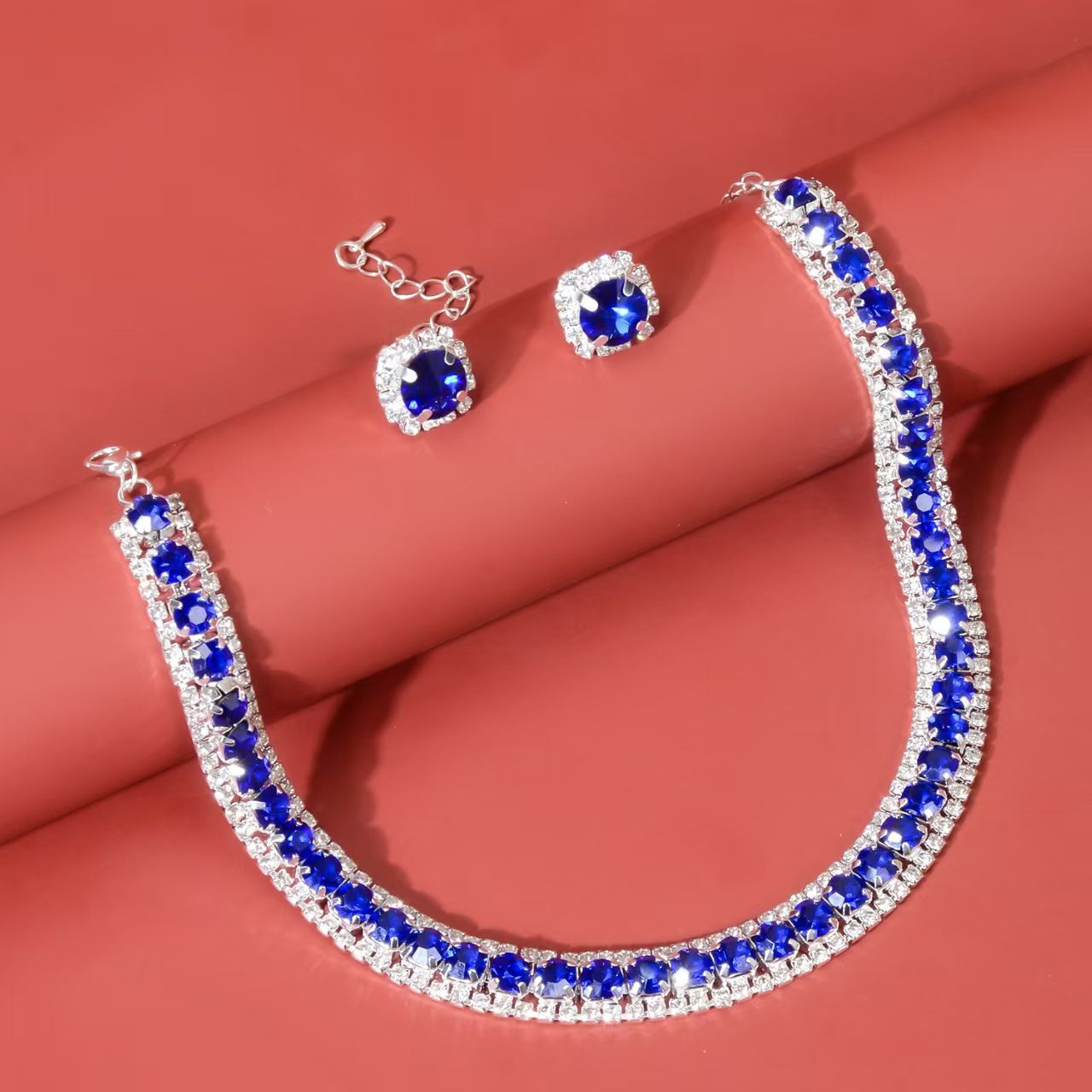 Necklace, gemstone, women's earring set, collarbone chain, high-end accessory Necklace and earring set