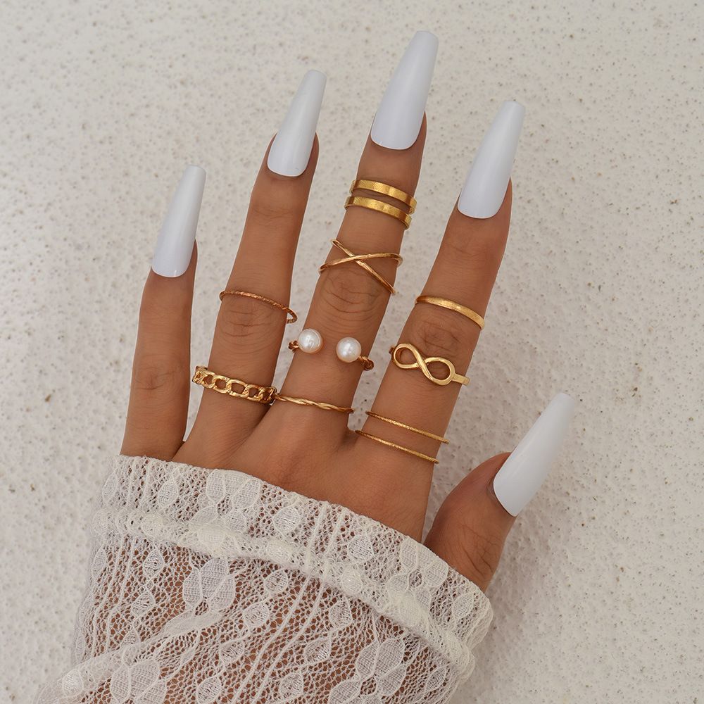 ZHJH 9PCS Ring Set Bohemian Style Inlaid Pearl Joint Ring 8-character Geometric Hollow Design Combination Ring Set Daily Wear Festival Set