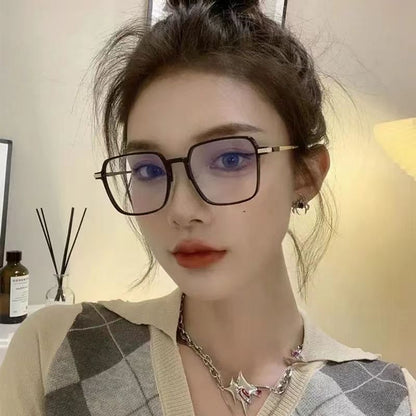 New Trendy Glasses Outdoor Color Changing Glasses Women Eyewear Frame Glasses Luxury Square Men Fashion Eyewear