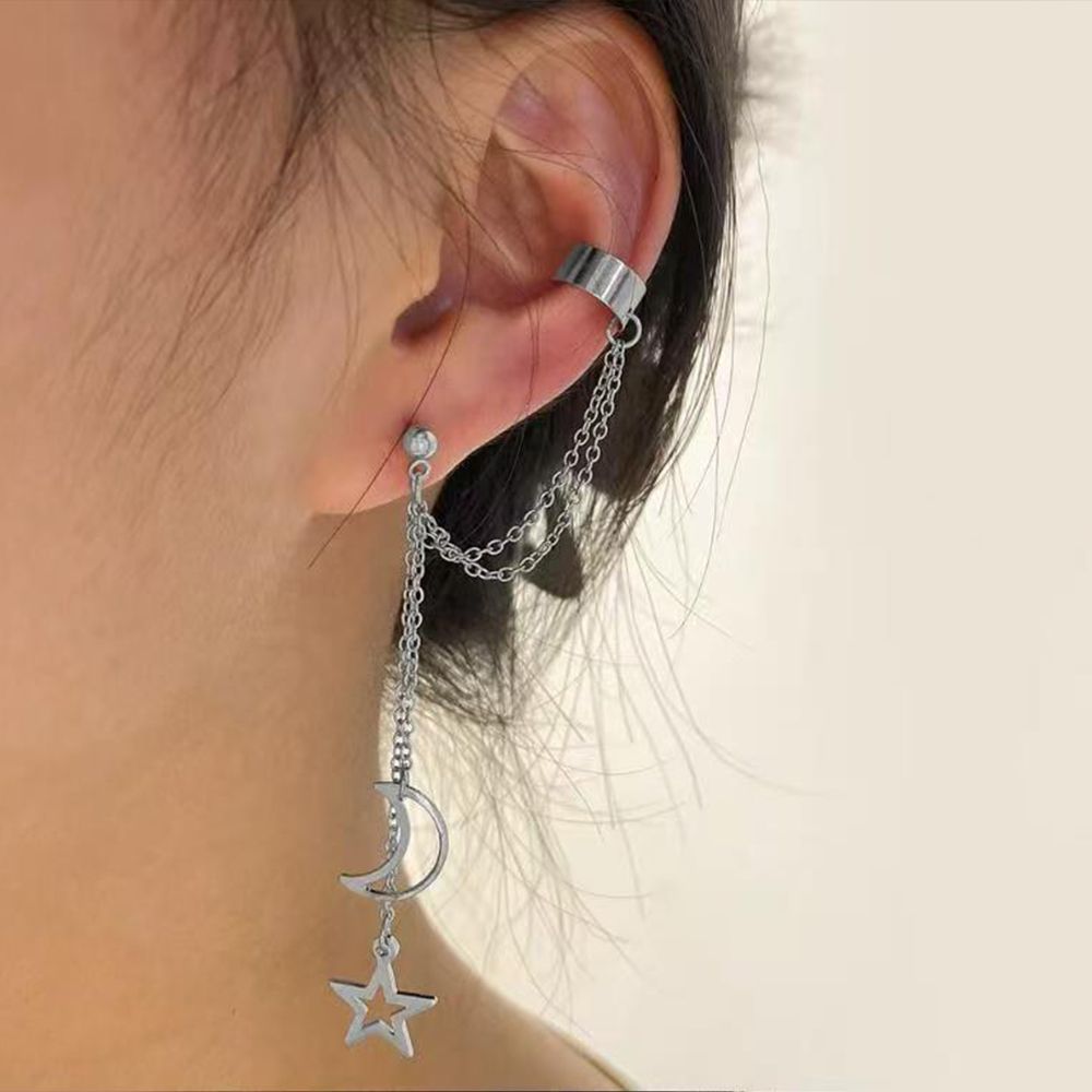 Europe and the United States new creative personality trend metallic earrings long five-pointed star earrings bone clip has layers of fashion women