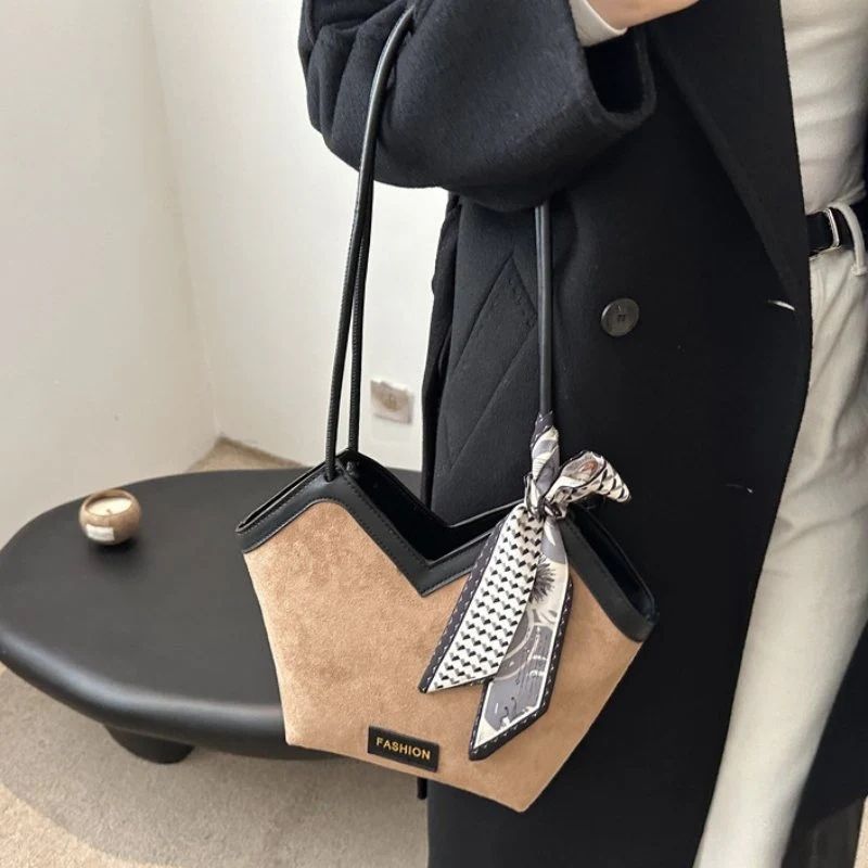 Mateamoda Tote-ally Chic Bag