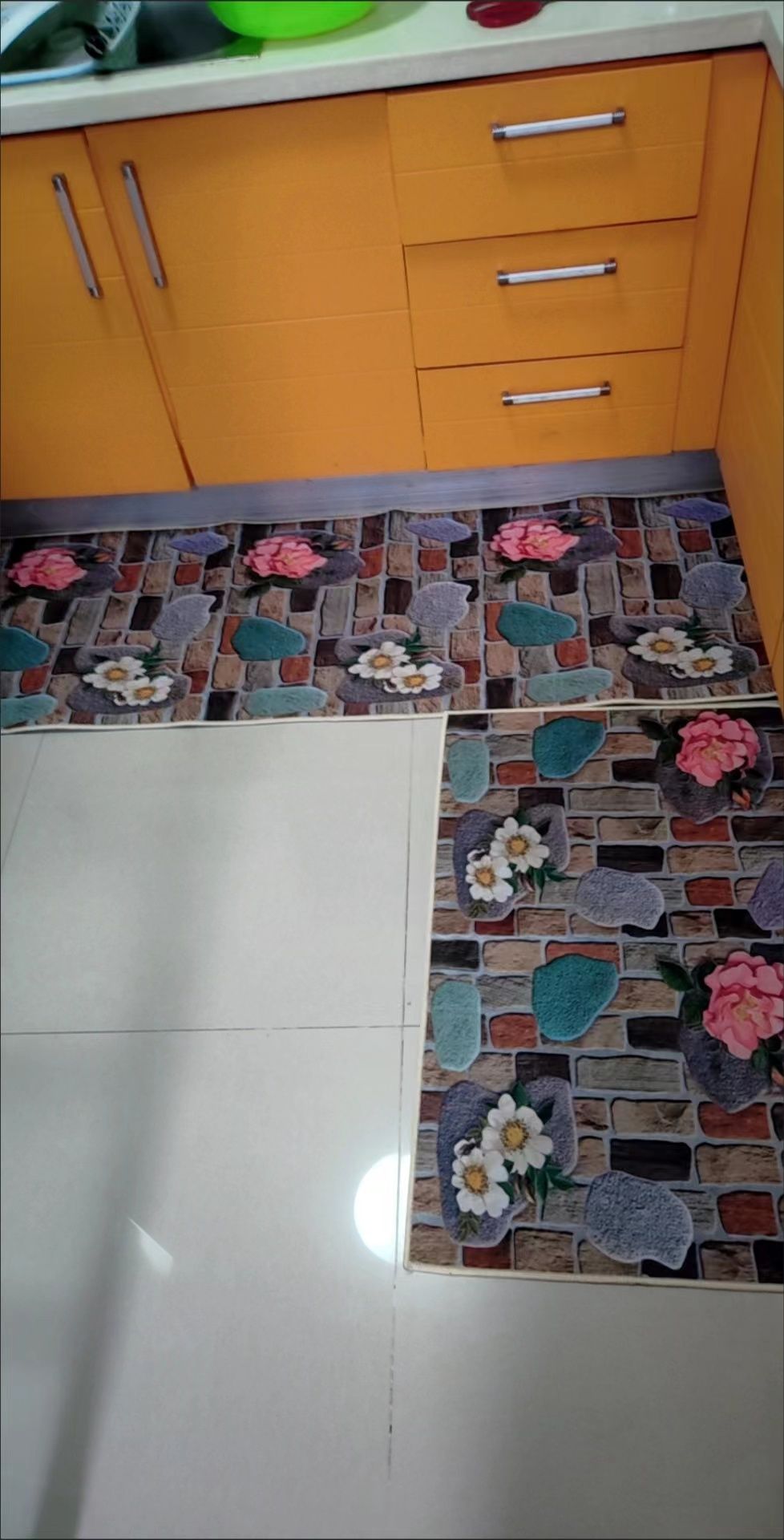 2 Pieces Kitchen Rug Set Non Slip Kitchen Mat Rubber Backing Mat Throw Rug for Kitchen Doormat Runner Rug Set Floor Carpet Household Carpet Home Decor