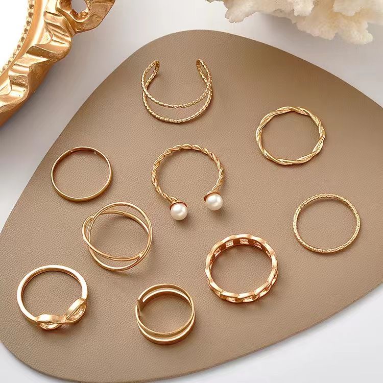 ZHJH 9PCS Ring Set Bohemian Style Inlaid Pearl Joint Ring 8-character Geometric Hollow Design Combination Ring Set Daily Wear Festival Set