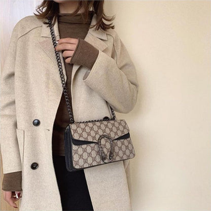 Mateamoda Trendy Ladies Sling Bag with Adjustable Strap Crossbody Bag Underarm Handbag