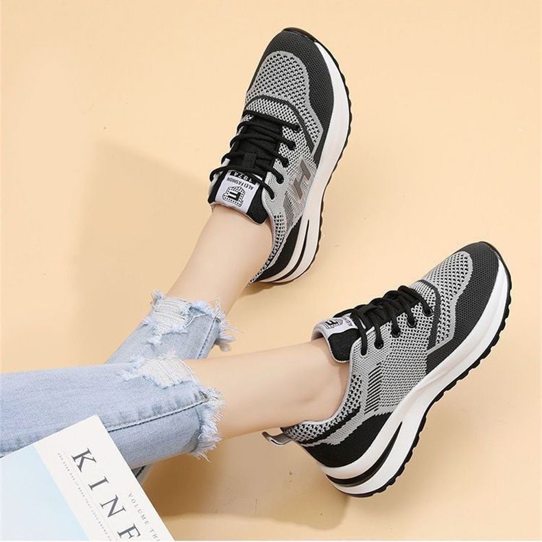 Ladies' sneakers lightweight comfortable fashionable shoes