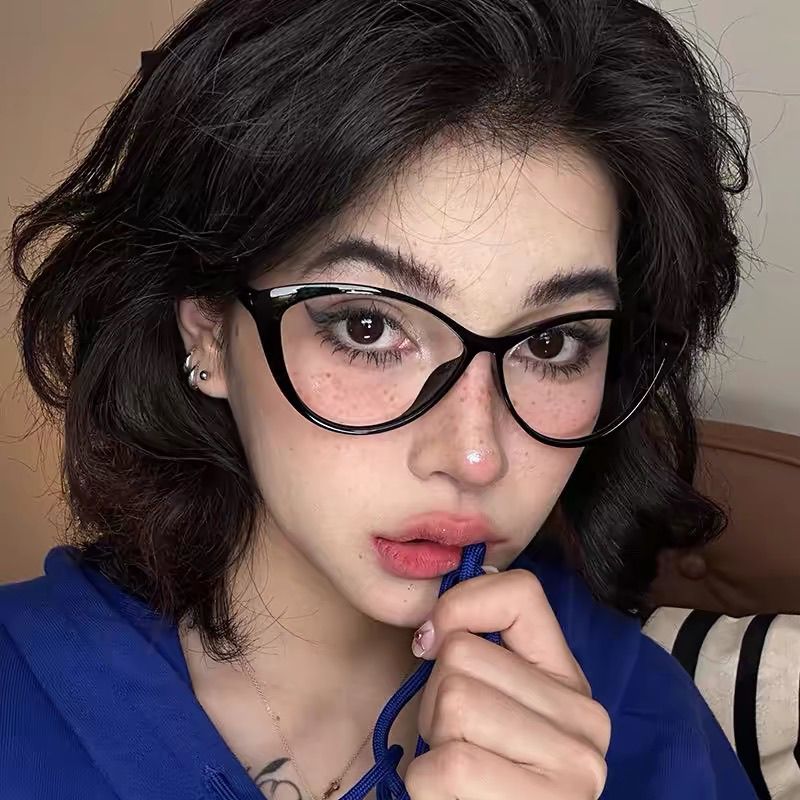 Women's Retro Cat Eye Anti Blue Light Glasses Anti Blue Light Gaming Glasses Computer Office Glasses Used For Daily Decorative Wear Or Eye Protection