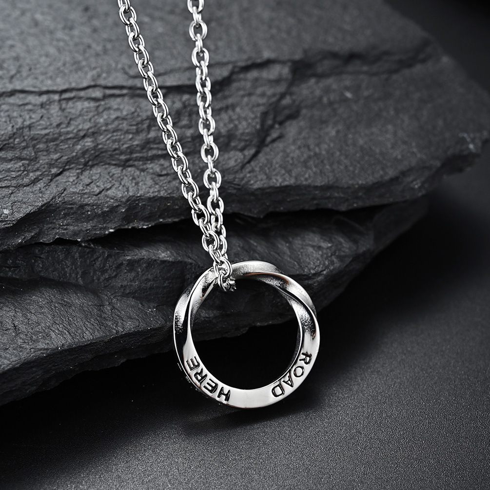 Mobius Ring Necklace Personality Circle Men'S Pendant