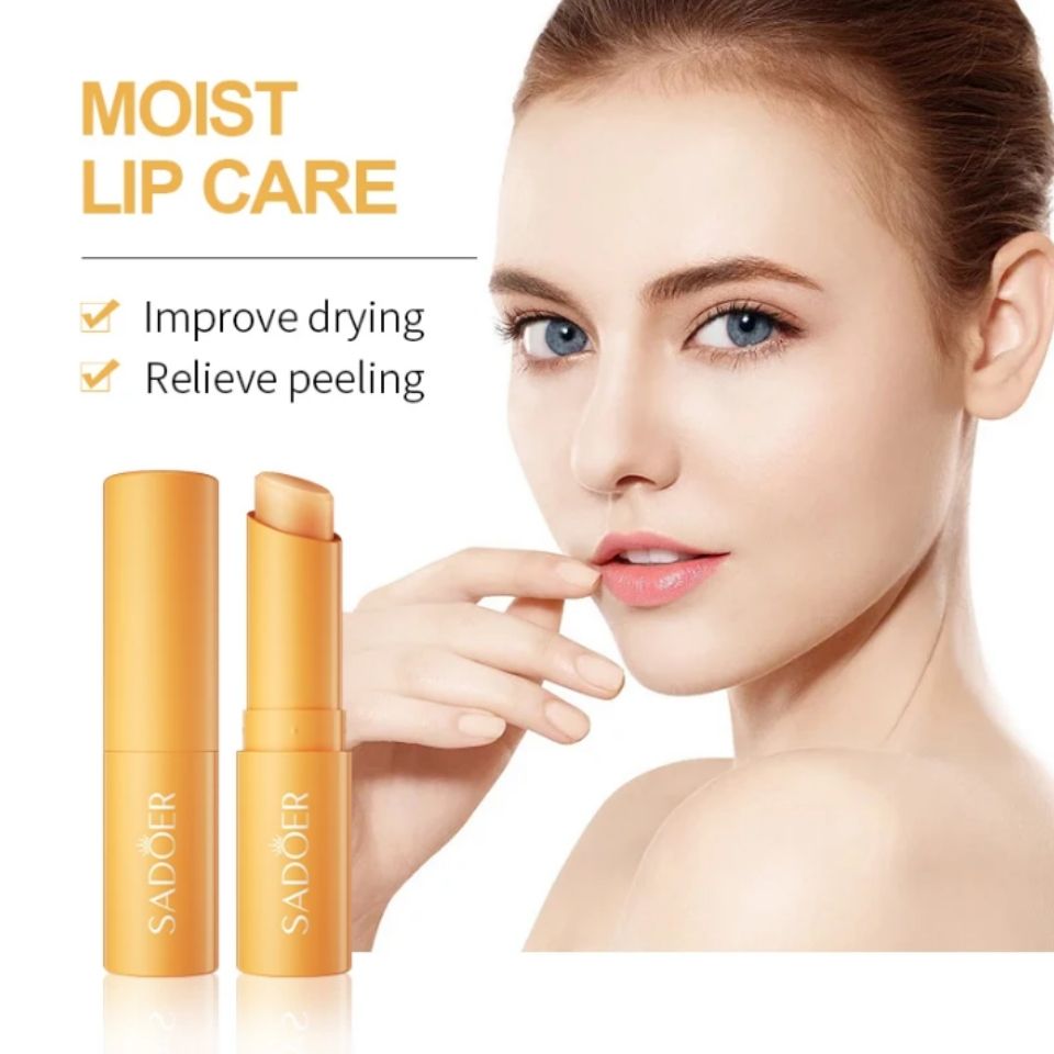 4 in 1 SADOER Skin Care Set Vitamin C Serum Brightening Whitening Moisturizing Gifts Set Face Vitamin C Essence + Face Cleanser + Brightening Vitamin C Face Cream + Lip Balm