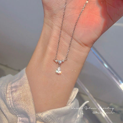 Korean Style Ins Trend Gentle Temperament Zircon Water Drop Necklace Cold Style Simple Super Fairy Bestie Clavicle Chain For Women