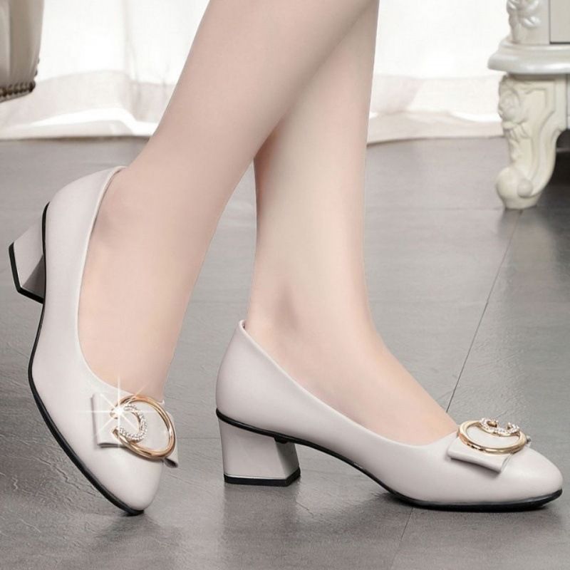 Women's PU artificial leather thick heels shoes girls shallow mouth pointed single heels light fashion high heels Mom work shoes Beige