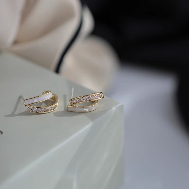 Premium Sense Of Double Layer Earrings New Fashion Female Earrings Simple Temperament Diamond Earrings Elegant Beautiful Silver Pin Earrings