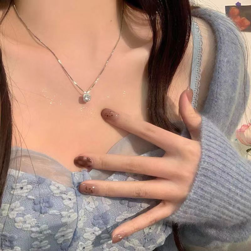 Cubic Zircon Necklace Cold Style Niche Light Luxury Simple Versatile And Temperament Clavicle Chain Short Fashionable Clavicle Chain