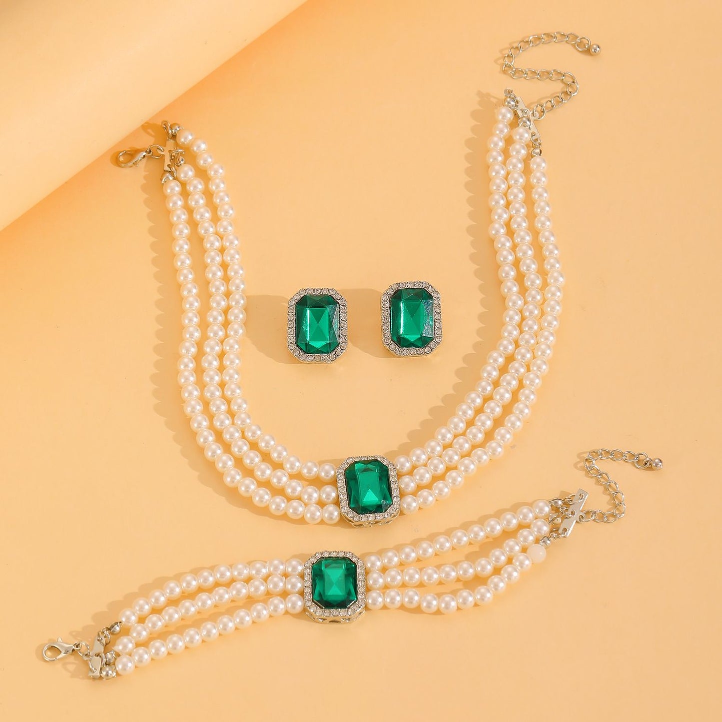 European American New Fashion Hot Sale Choker Necklace Personality Pearl Beaded Charms Court Style（Necklace+Bracelet+Earring ）Jewelry Set for Woman