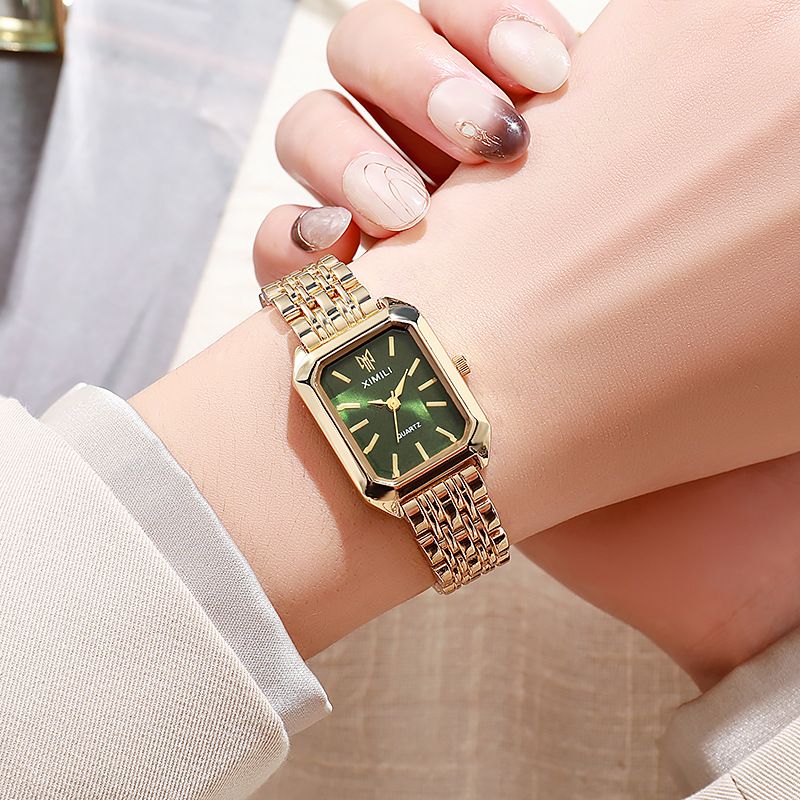 New Stainless Steel Watch Women Luxury Gift Quartz Wristwatch Fashion Simple Square Quartz Watches Wrist Watches Gift