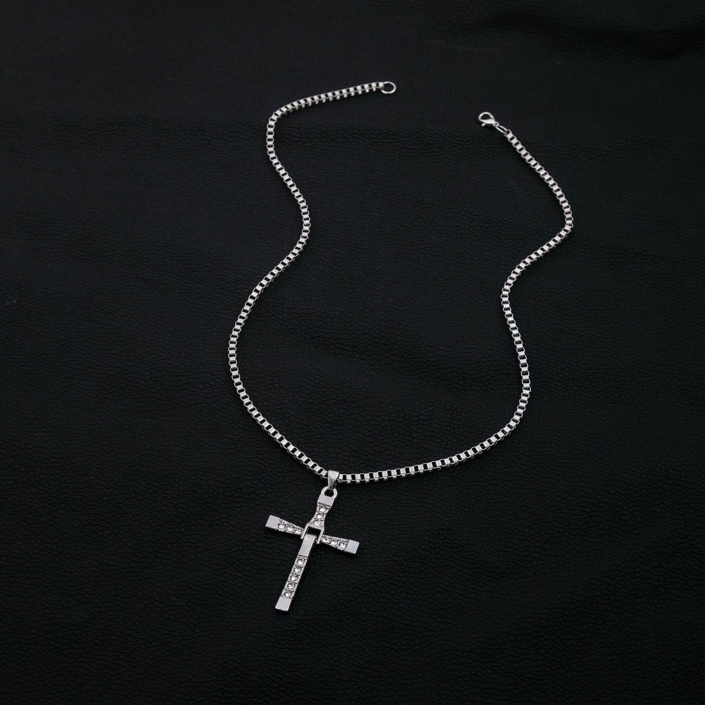 Men's NK Exquisite Stainless Steel Necklace Cross Speed and Passion Cold Style Necklace Personality No Fading Chain